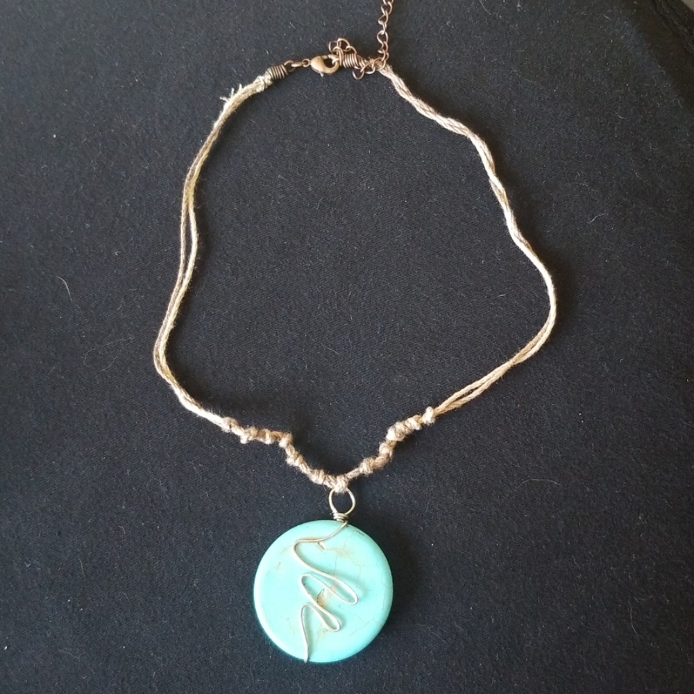 Necklace - Picture 2 of 2
